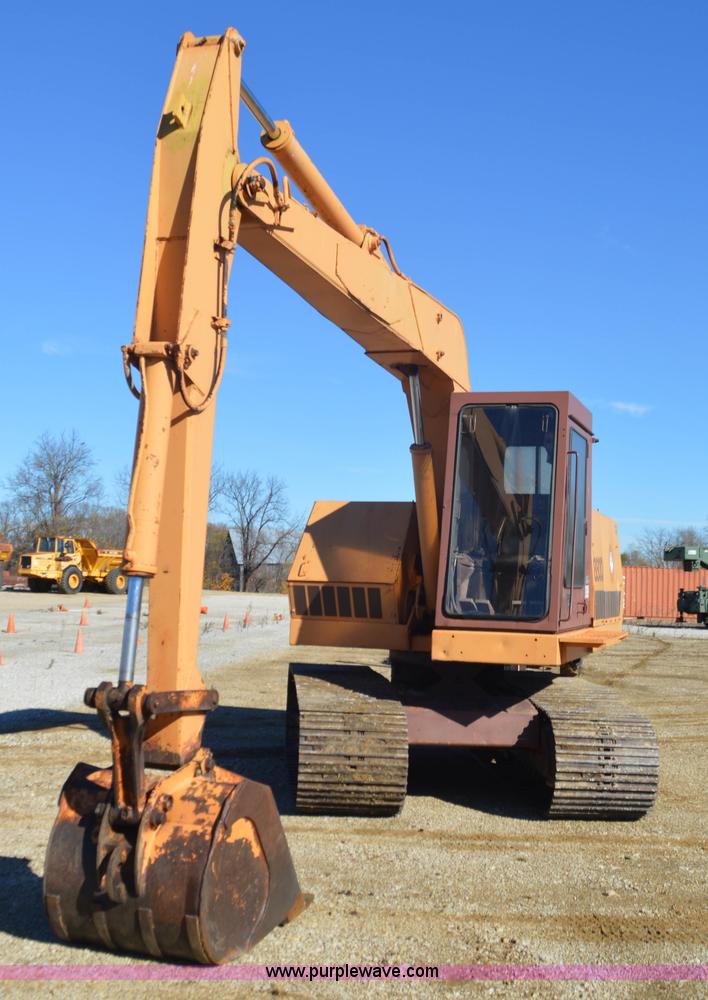 image for item I6309 1985 Case 880D excavator