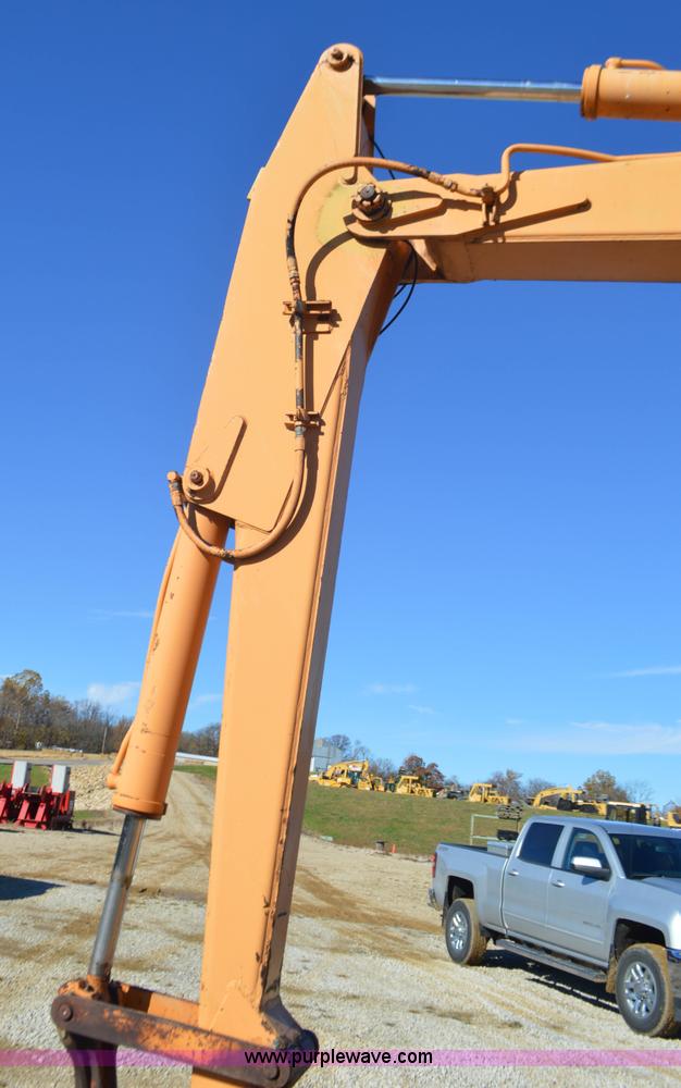 image for item I6309 1985 Case 880D excavator