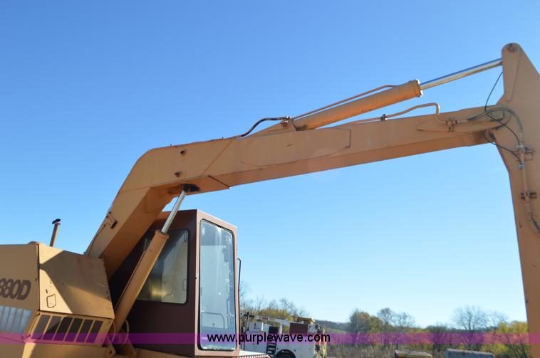 image for item I6309 1985 Case 880D excavator