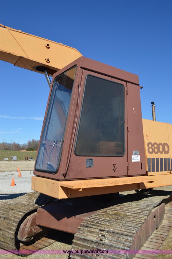 image for item I6309 1985 Case 880D excavator