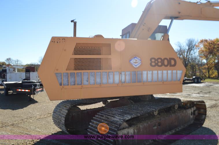 image for item I6309 1985 Case 880D excavator