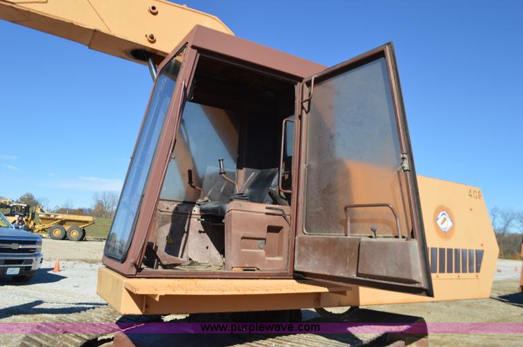image for item I6309 1985 Case 880D excavator