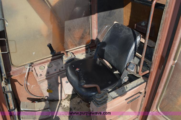 image for item I6309 1985 Case 880D excavator