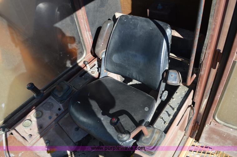 image for item I6309 1985 Case 880D excavator