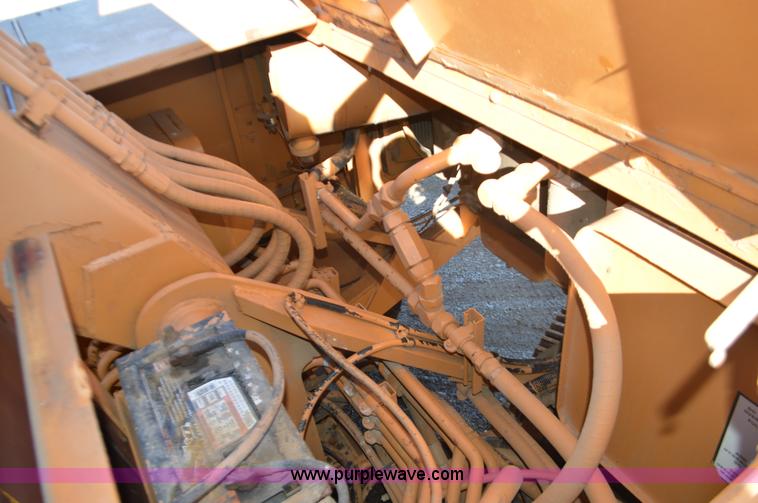 image for item I6309 1985 Case 880D excavator