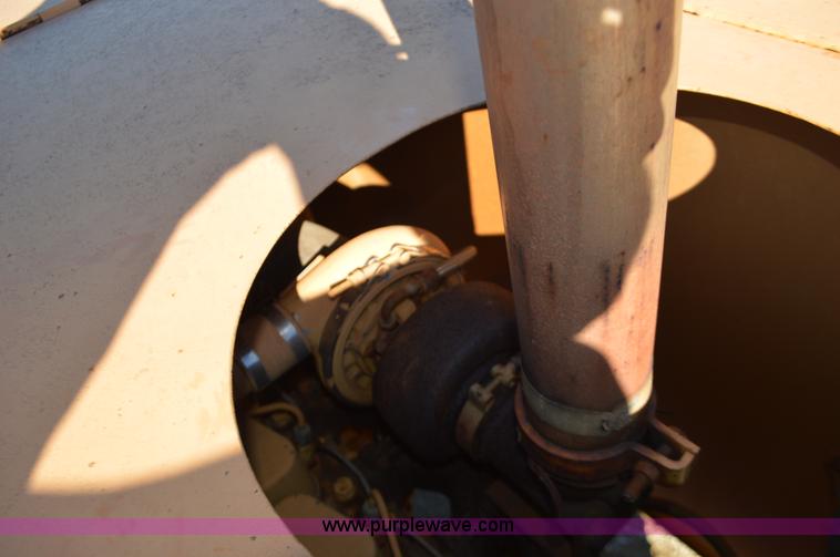 image for item I6309 1985 Case 880D excavator