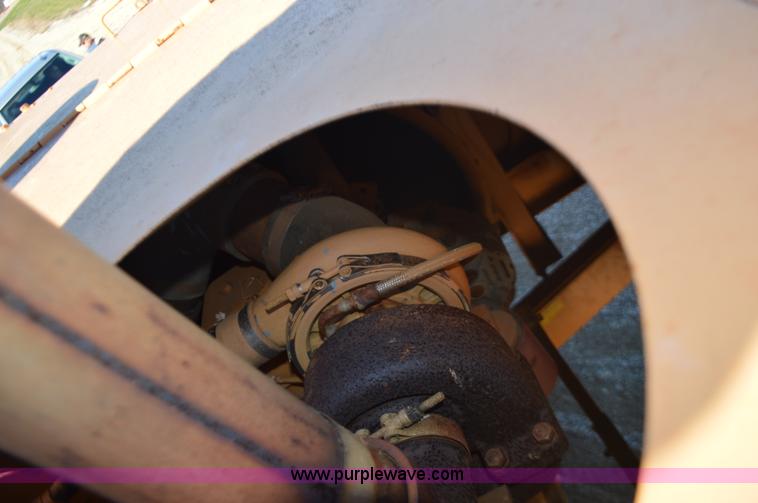 image for item I6309 1985 Case 880D excavator