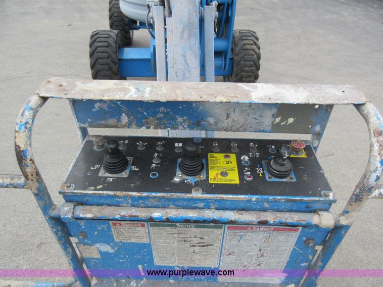 image for item I6325 2006 Genie Z45/25 boom lift
