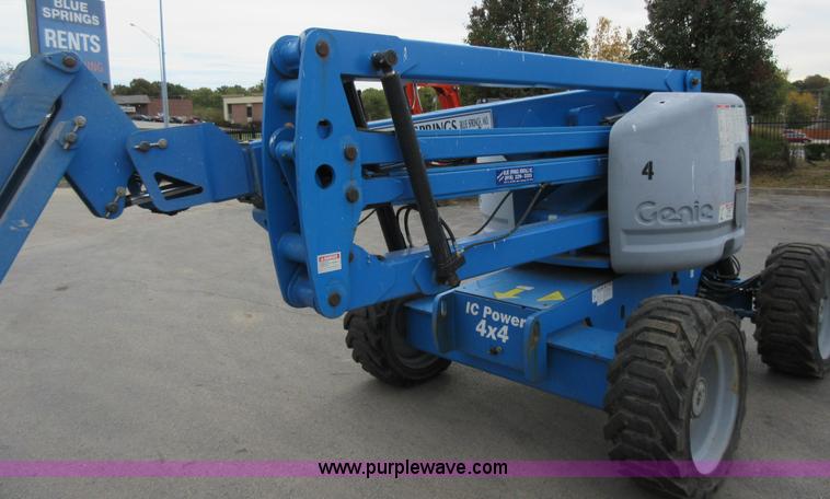 image for item I6325 2006 Genie Z45/25 boom lift