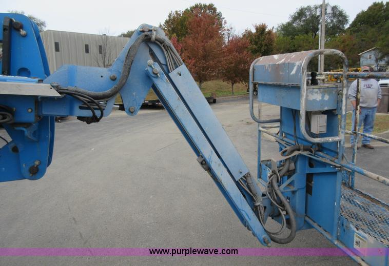image for item I6325 2006 Genie Z45/25 boom lift