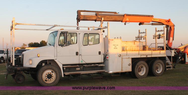 image for item J1390 2003 Freightliner FL80 Crew Cab railroad truck with crane