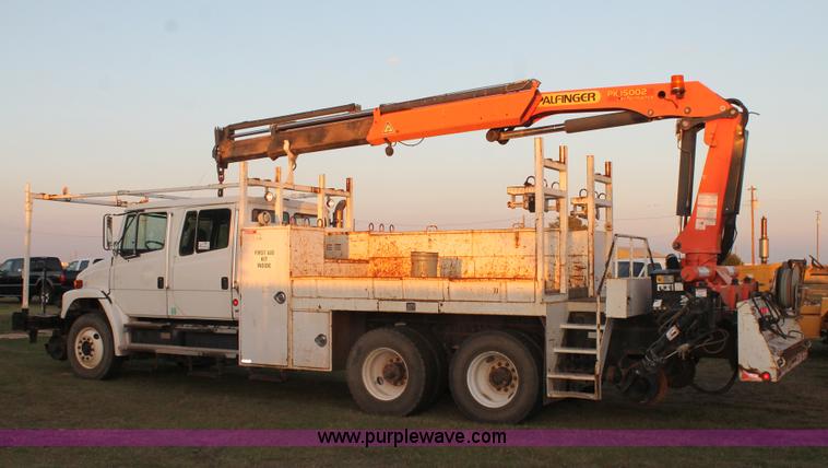 image for item J1390 2003 Freightliner FL80 Crew Cab railroad truck with crane