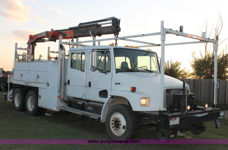 image for item J1390 2003 Freightliner FL80 Crew Cab railroad truck with crane