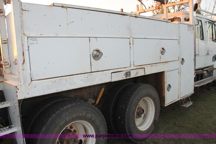 image for item J1390 2003 Freightliner FL80 Crew Cab railroad truck with crane