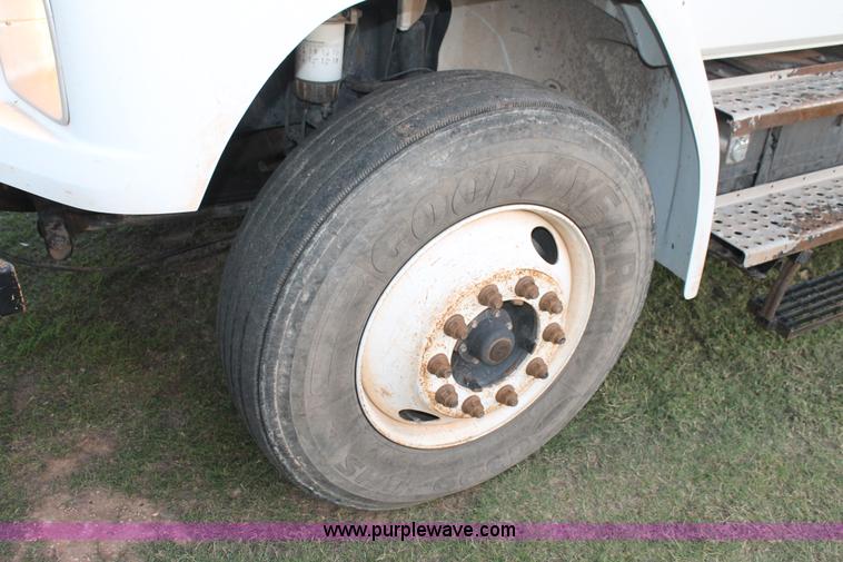 image for item J1390 2003 Freightliner FL80 Crew Cab railroad truck with crane