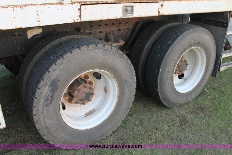 image for item J1390 2003 Freightliner FL80 Crew Cab railroad truck with crane