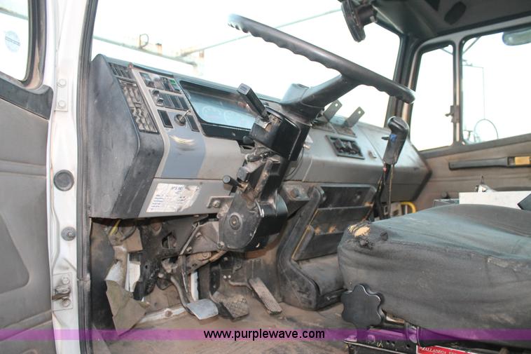 image for item J1390 2003 Freightliner FL80 Crew Cab railroad truck with crane