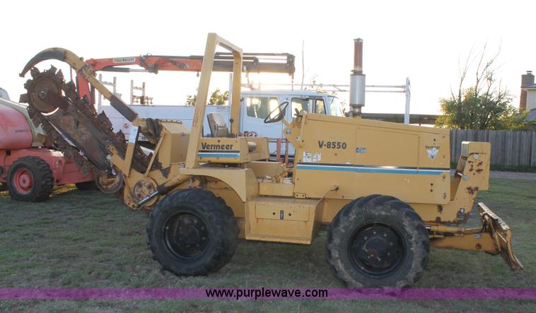 image for item J1391 Vermeer V8550 trencher
