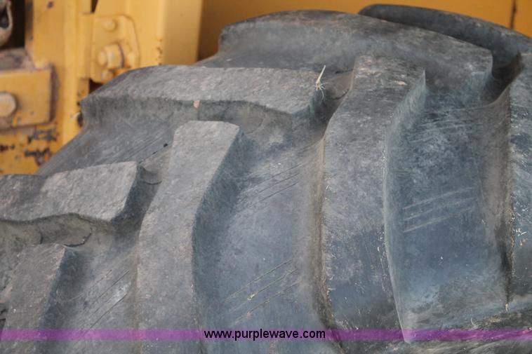 image for item J1391 Vermeer V8550 trencher