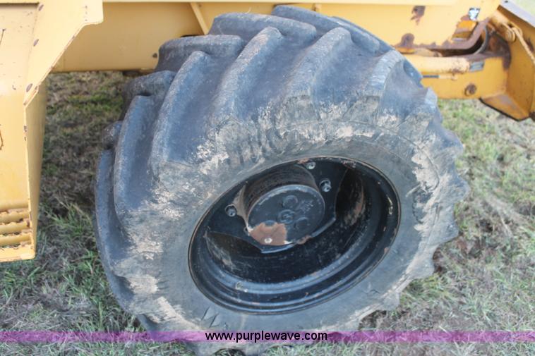 image for item J1391 Vermeer V8550 trencher