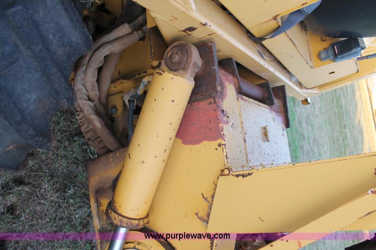 image for item J1391 Vermeer V8550 trencher