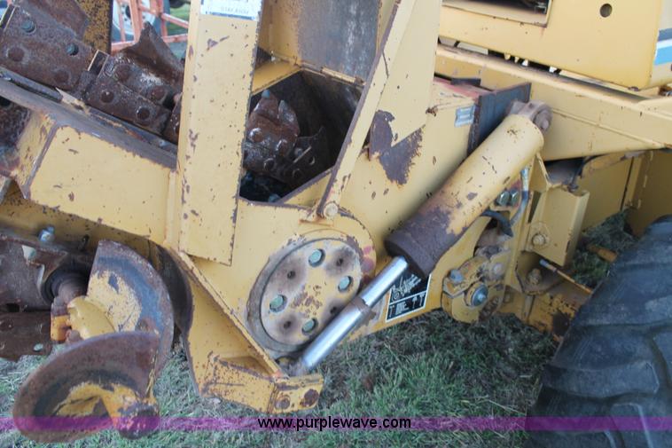image for item J1391 Vermeer V8550 trencher