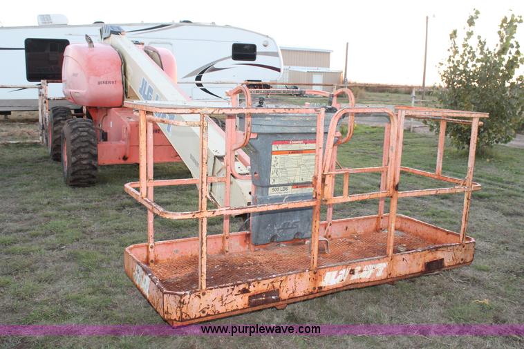 image for item J1392 JLG 600S boom lift