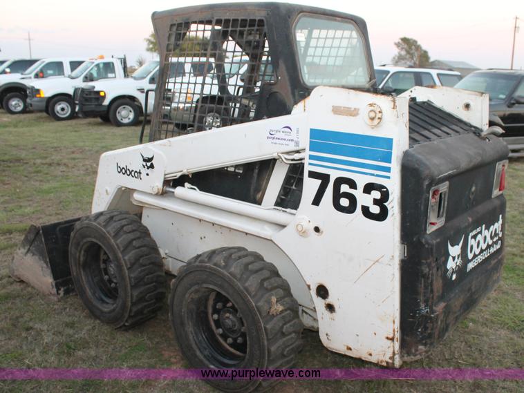 image for item J1393 2002 Bobcat 763 skid steer