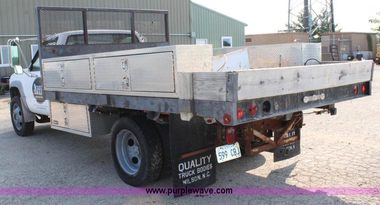 image for item J3554 1998 Chevrolet 3500HD flatbed pickup truck