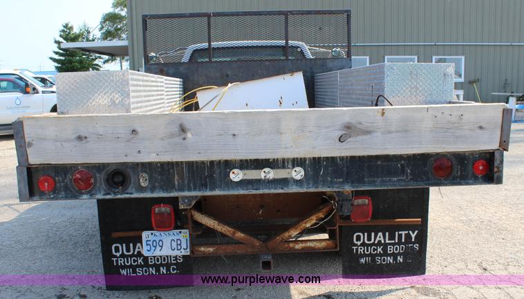 image for item J3554 1998 Chevrolet 3500HD flatbed pickup truck