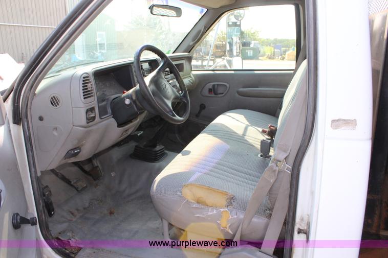 image for item J3554 1998 Chevrolet 3500HD flatbed pickup truck