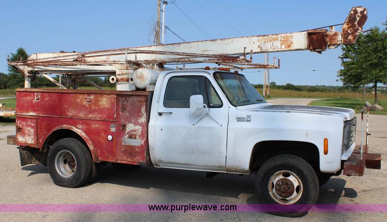 image for item J3559 1977 Chevrolet C30 Custom Deluxe utility truck