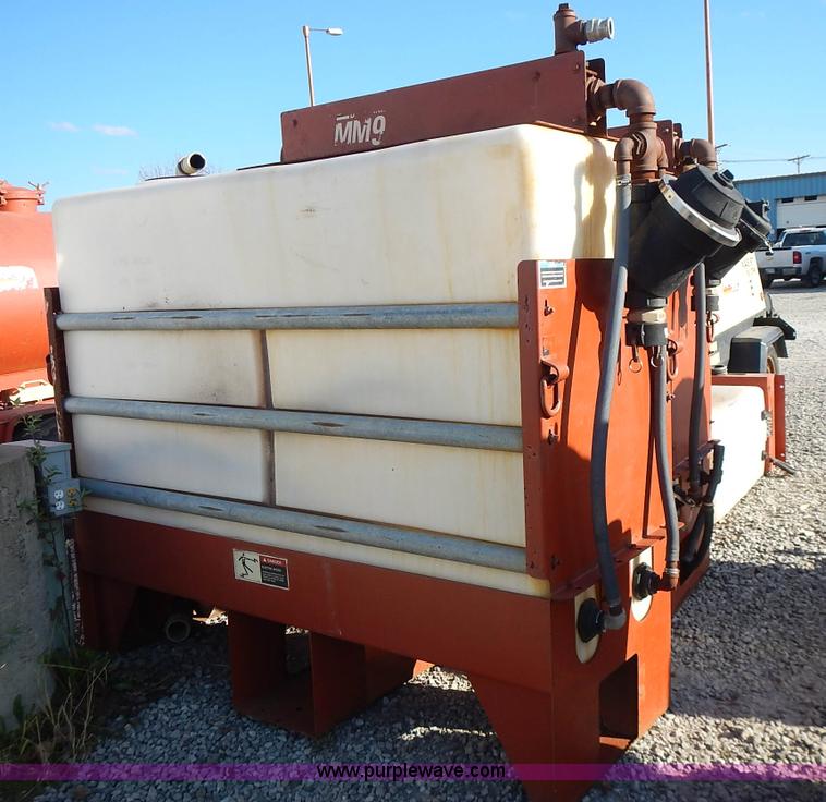 image for item J6370 Ditch Witch MM9 directional drill tank