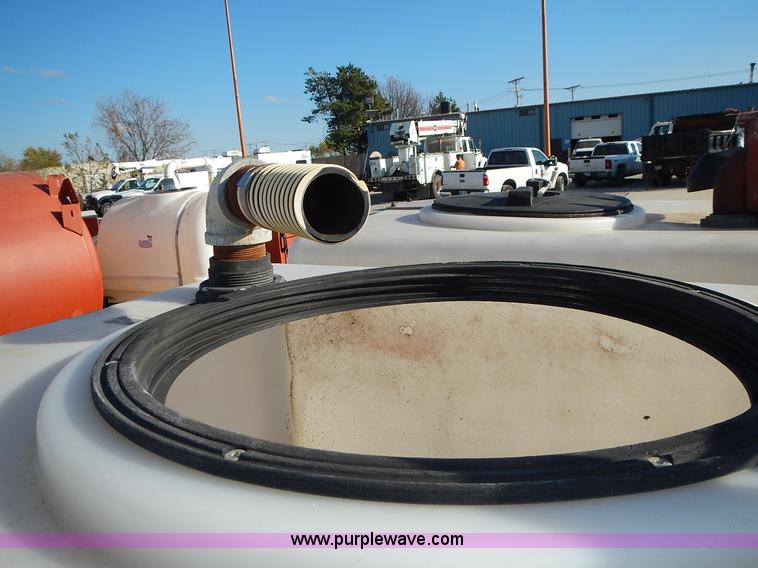 image for item J6370 Ditch Witch MM9 directional drill tank