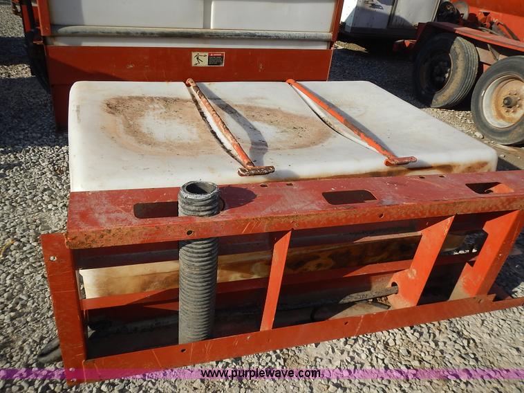 image for item J6371 Ditch Witch MM9 directional drill tank