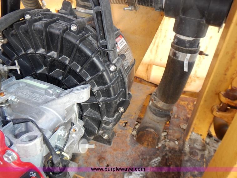 image for item J6372 Vermeer ST500 directional drill fluid tank