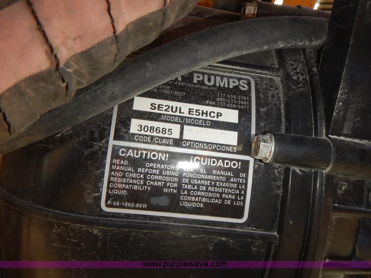 image for item J6372 Vermeer ST500 directional drill fluid tank