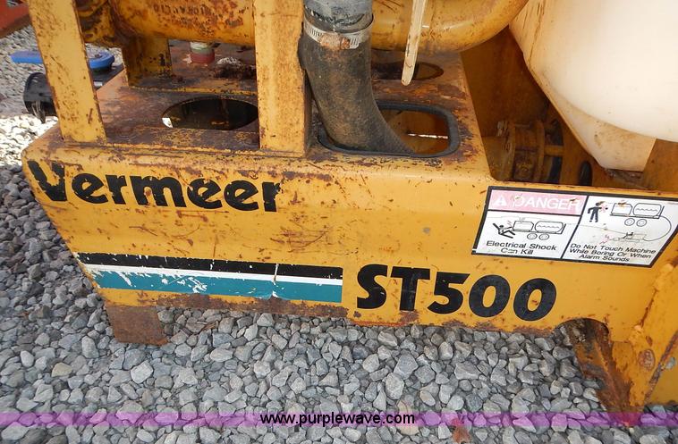 image for item J6372 Vermeer ST500 directional drill fluid tank