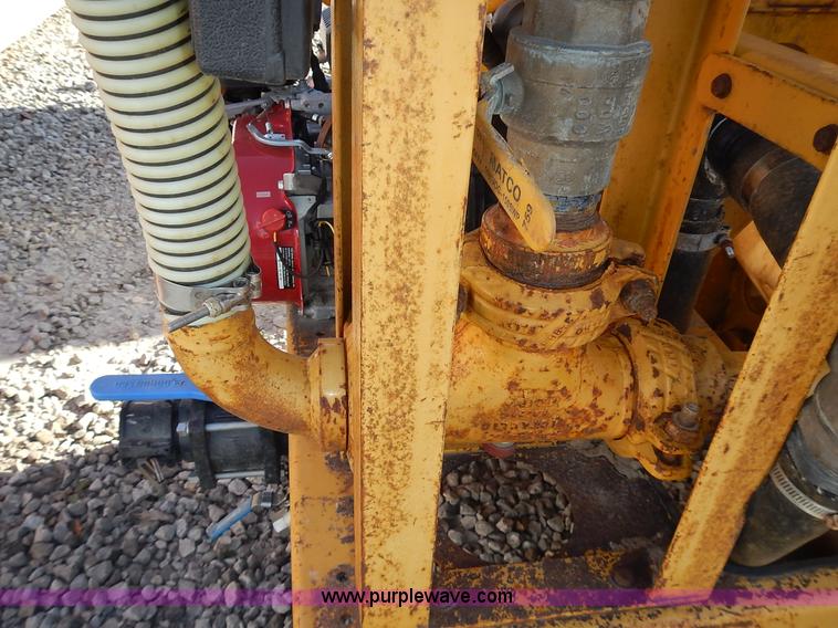 image for item J6372 Vermeer ST500 directional drill fluid tank