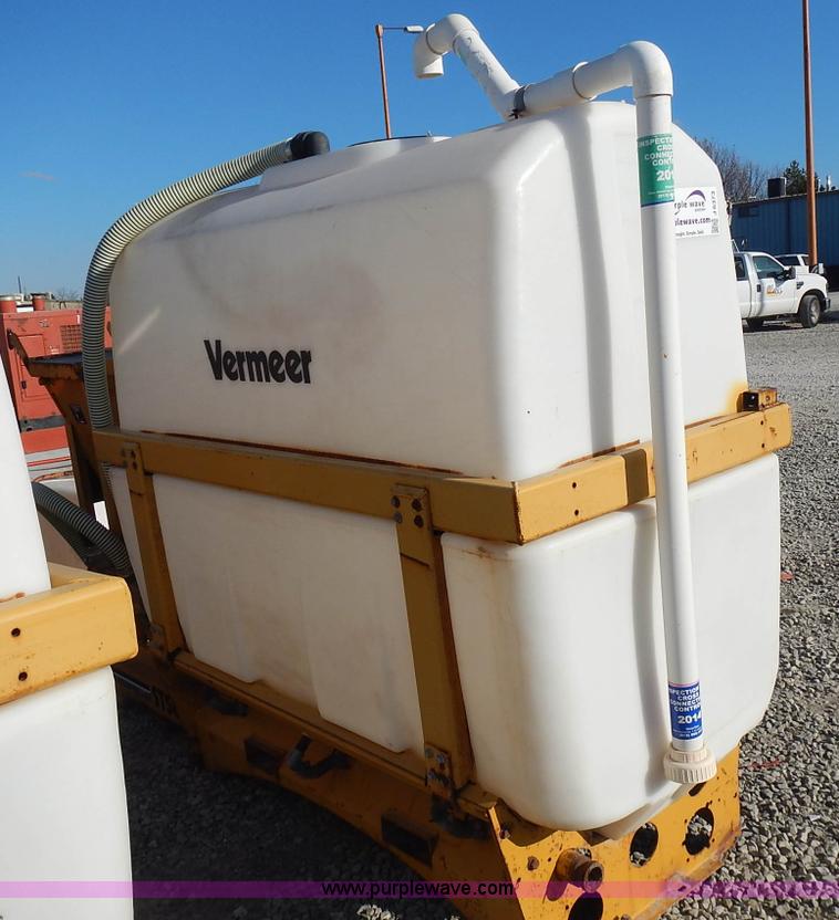 image for item J6373 Vermeer ST500 directional drill fluid tank