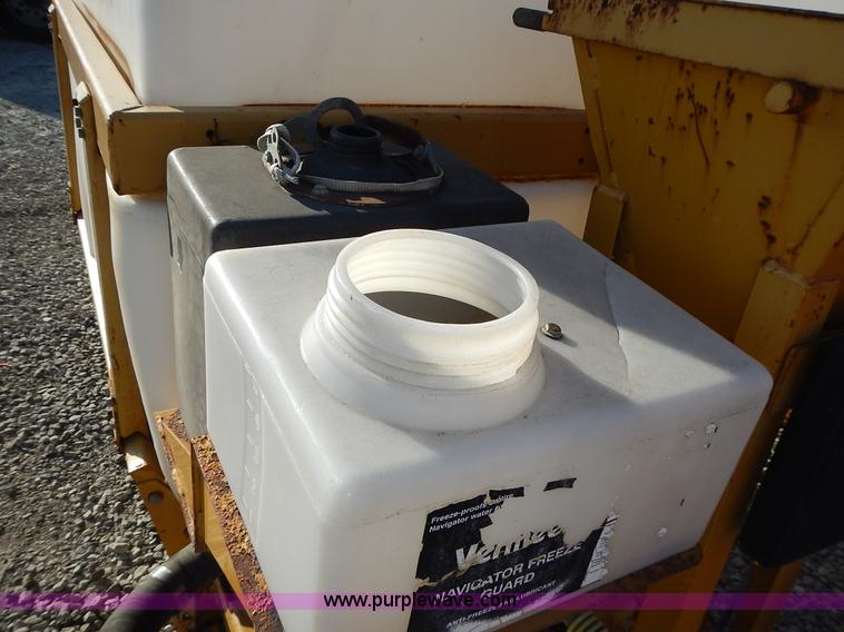 image for item J6373 Vermeer ST500 directional drill fluid tank