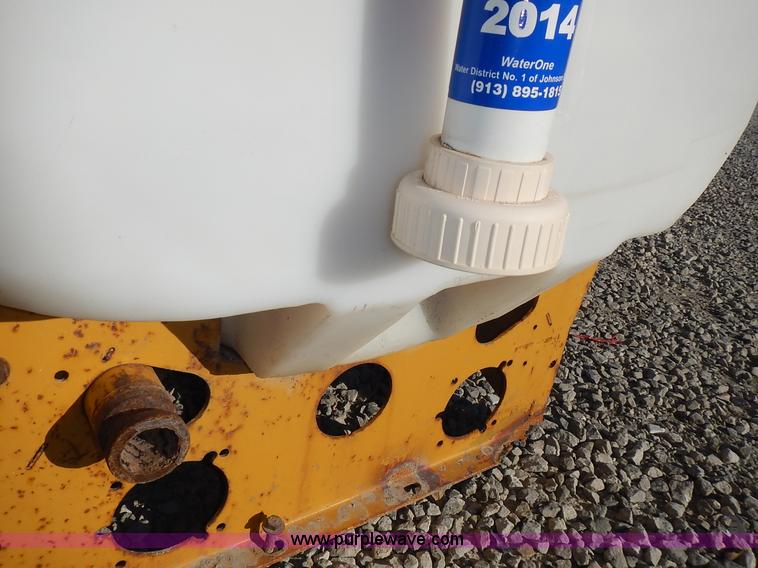 image for item J6373 Vermeer ST500 directional drill fluid tank