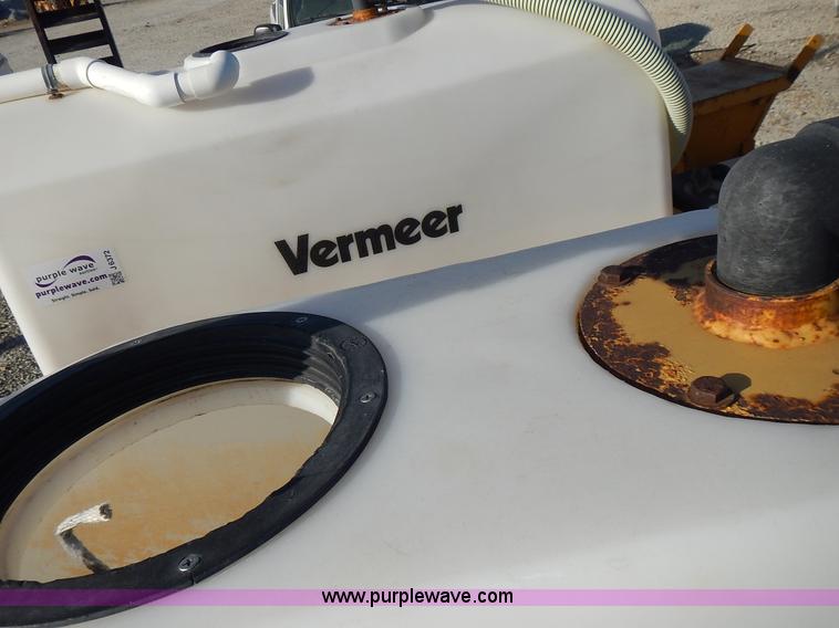 image for item J6373 Vermeer ST500 directional drill fluid tank