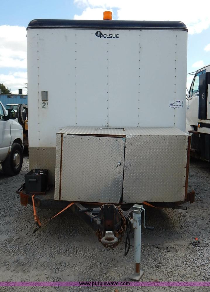 image for item J6485 1995 Advanced Pelsue fiber optic trailer