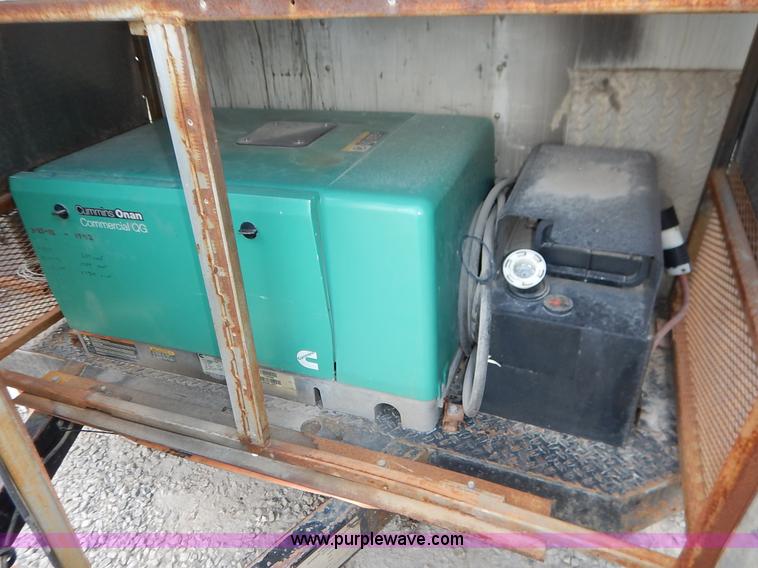 image for item J6485 1995 Advanced Pelsue fiber optic trailer