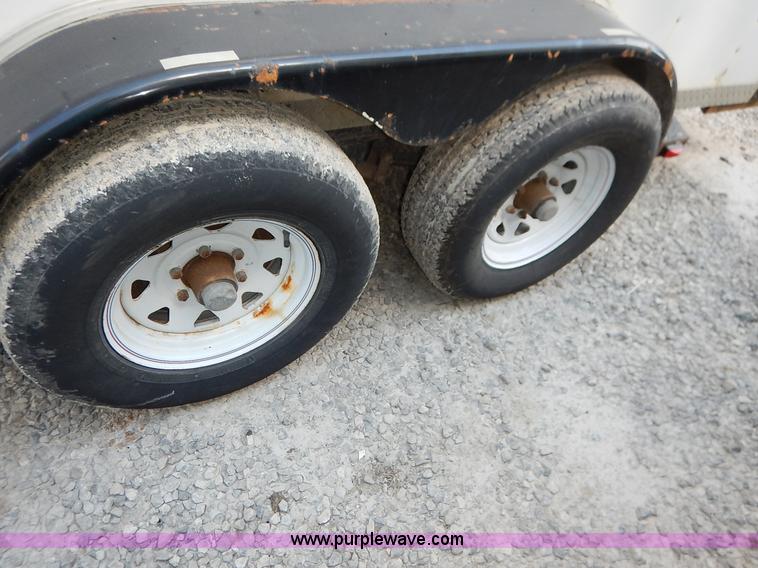 image for item J6485 1995 Advanced Pelsue fiber optic trailer