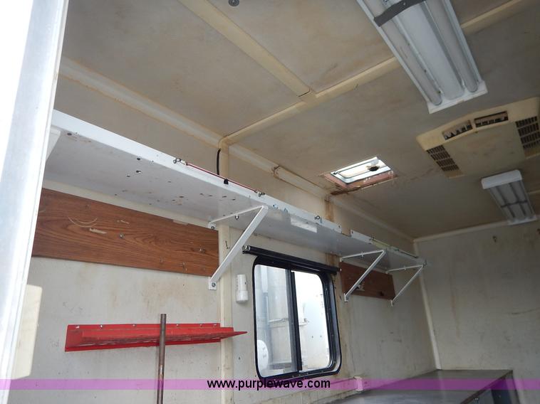 image for item J6485 1995 Advanced Pelsue fiber optic trailer