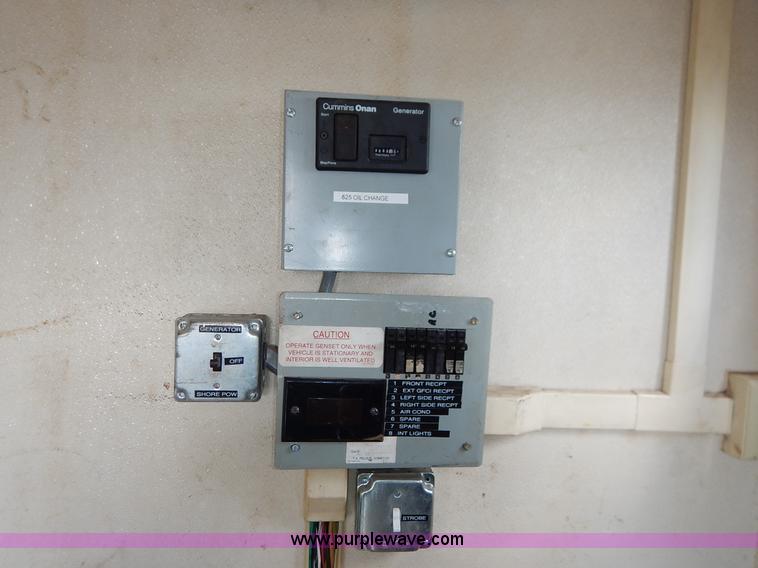 image for item J6485 1995 Advanced Pelsue fiber optic trailer