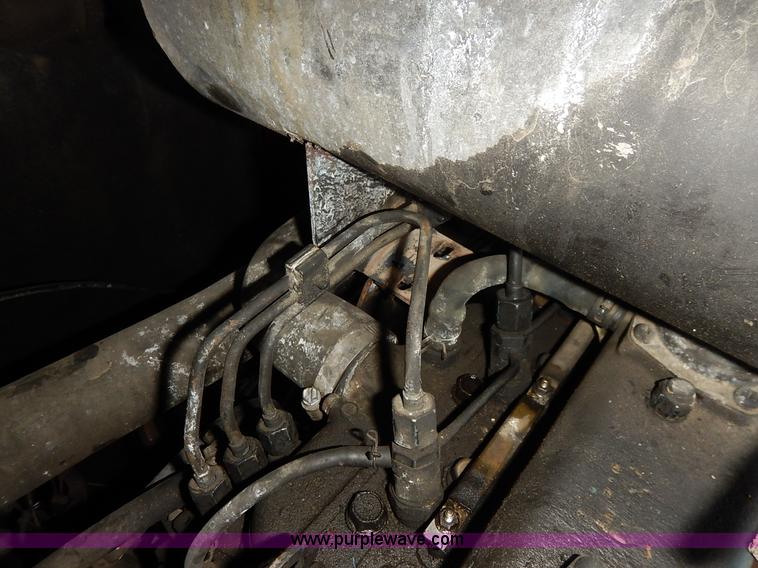 image for item J6495 2008 Ditch Witch FX30 vacuum excavator