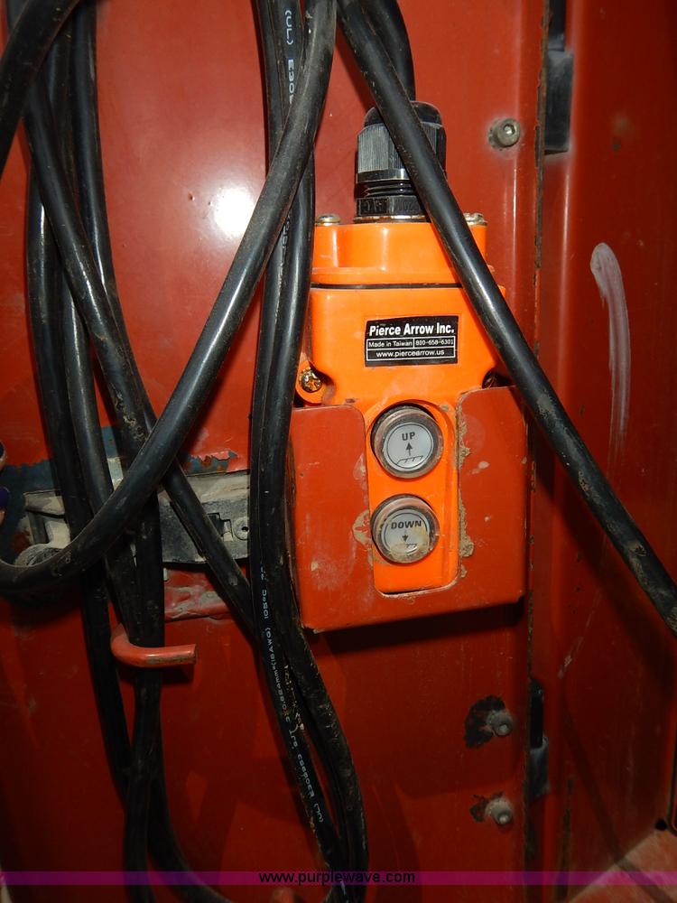 image for item J6495 2008 Ditch Witch FX30 vacuum excavator